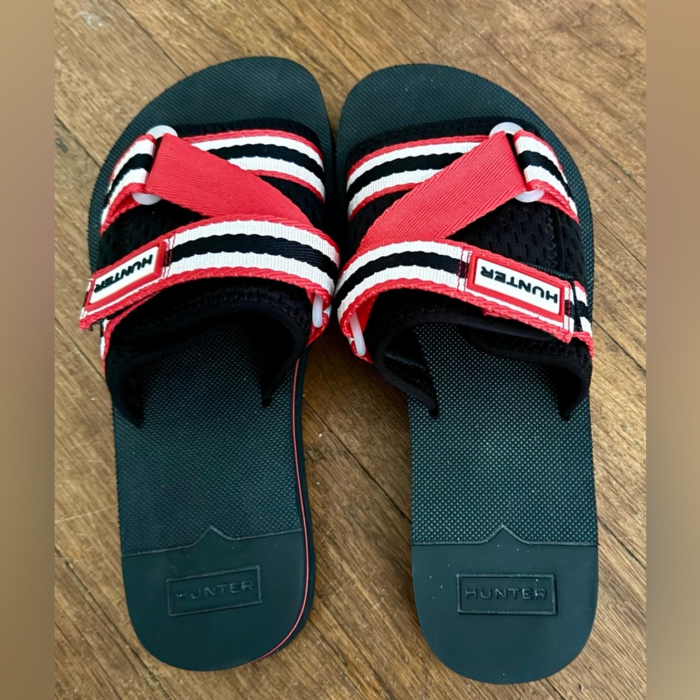 Hunter Kids Sandals ~ Size 6 ~